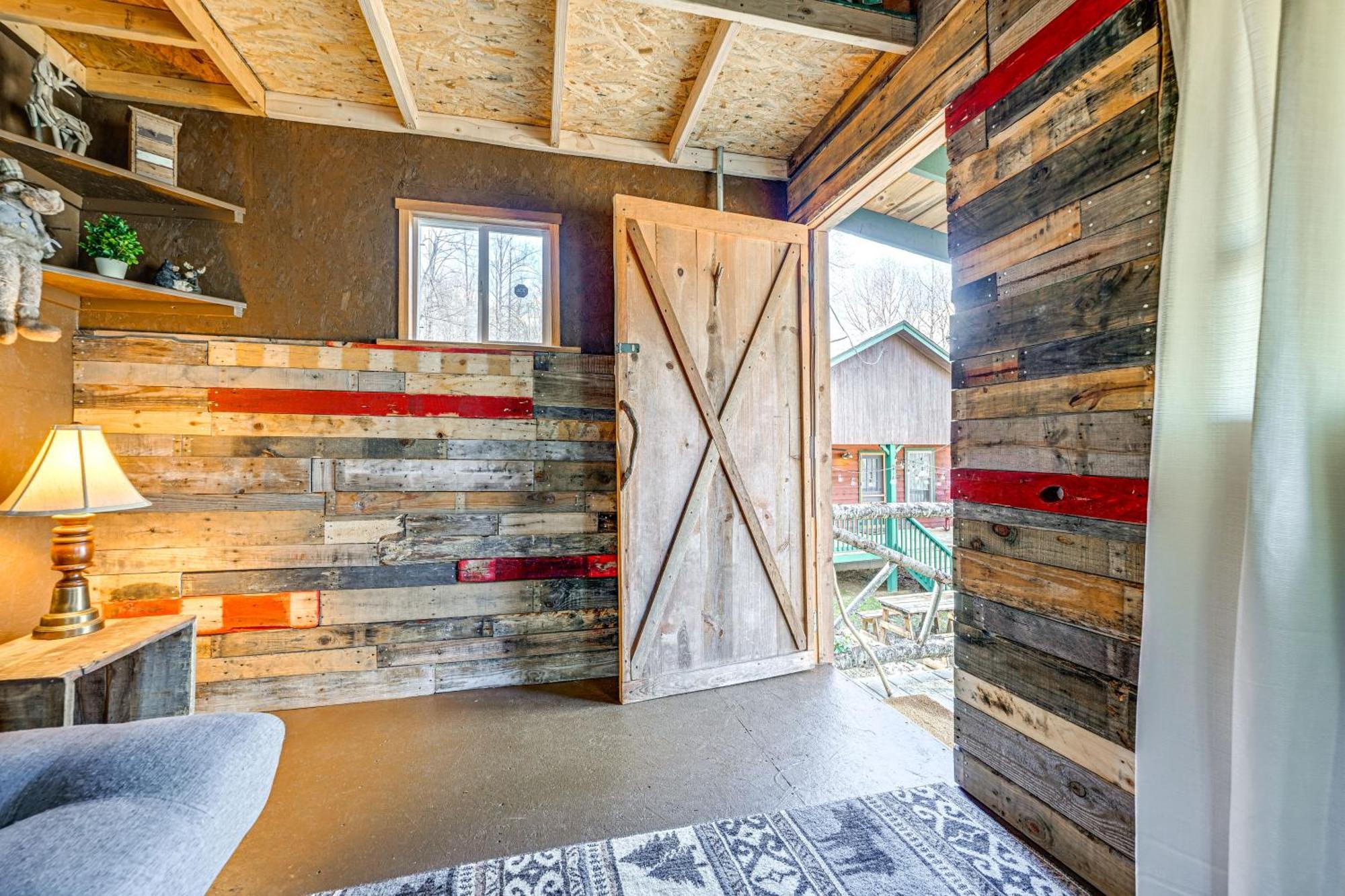 Smoky Mountain Cabin With Camping Area And Fire Pit! 위티어 외부 사진