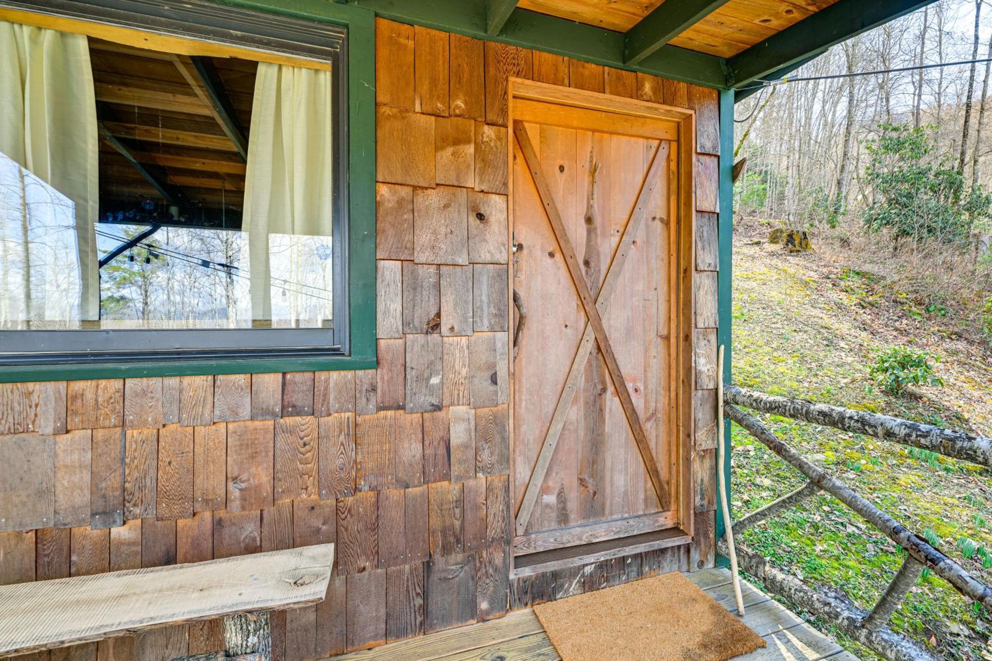Smoky Mountain Cabin With Camping Area And Fire Pit! 위티어 외부 사진